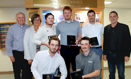 ​Bulldogs induct seven players into Wall of Fame