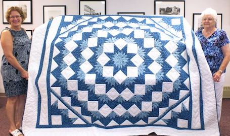 Sandy MacLeod of Point Clark wins Kincardine Fall Fair quilt
