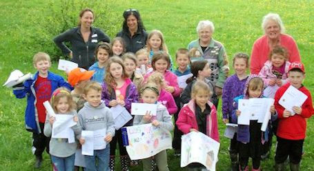 Ripley Horticultural Society youth club learns about birds and frogs