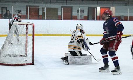 Bulldogs clip Flyers in shoot-out, edged by Patriots in PJHL action on the weekend