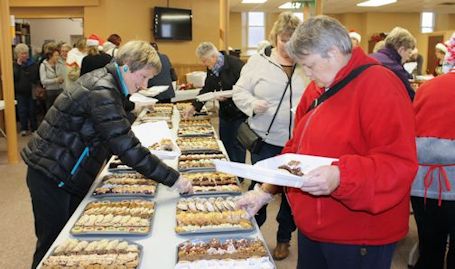 Great crowd gathers up sweets at Tiverton Presbyterian Church Cookie Walk
