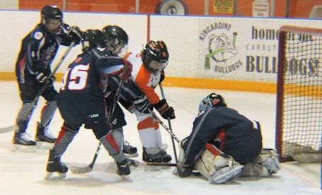 OMHA semi-final series between Atom Kinucks and Elmvale tied at three points apiece