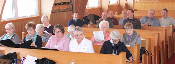 Kincardine Celebration Singers rehearsing for spring concert in June