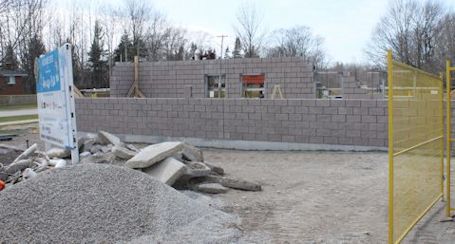 Construction fence damaged at site of Kincardine Lions Splash Pad