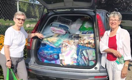 Kincardine Sunset Quilters' Guild makes donation of 125 quilts