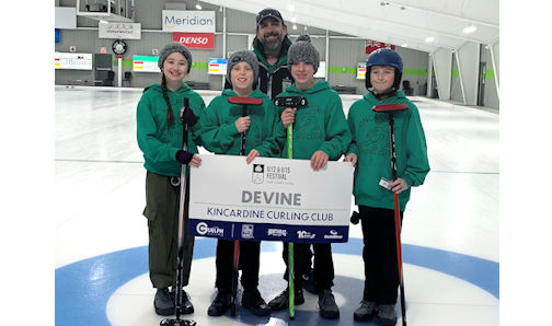 ​Stones, smiles, silver: Kincardine junior curlers sweep into 94-team super-sized provincials