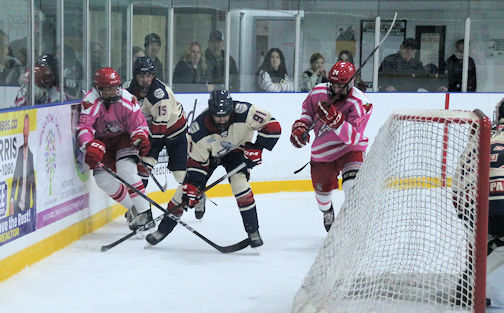 Bulldogs slam Clinton Radars, 4-1, at Hockey Day in Kincardine
