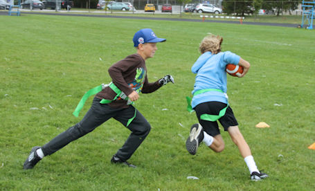 Kincardine Under Armour flag football skills camp draws about 120 youth