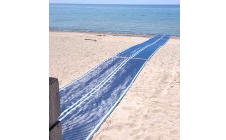 Kincardine to host ribbon-cutting for portable recreation path at Station Beach