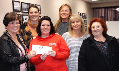 Tiverton Reunion committee pays back municipal loan, makes donations